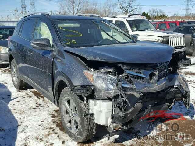 TOYOTA RAV4 2015 - JTMRFREVXFD154425