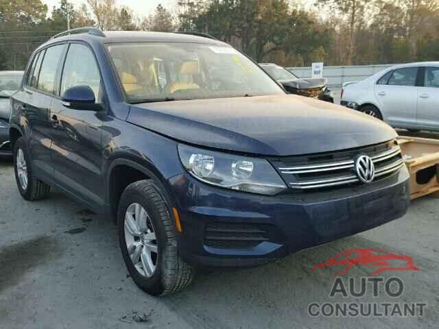 VOLKSWAGEN TIGUAN 2016 - WVGAV7AX5GW596963