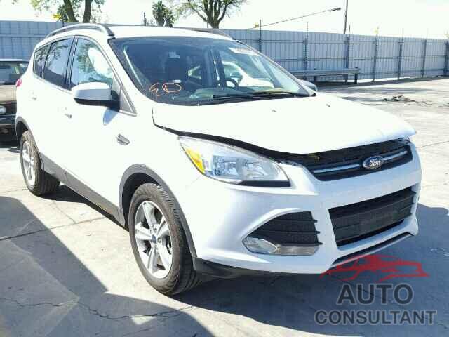 FORD ESCAPE 2015 - 1FMCU0G99FUB41328