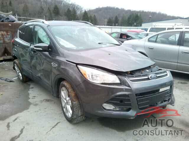 FORD ESCAPE 2016 - 1FMCU9J90GUA14434