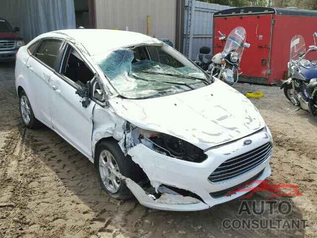 FORD FIESTA 2015 - 3FADP4BJ4FM138078