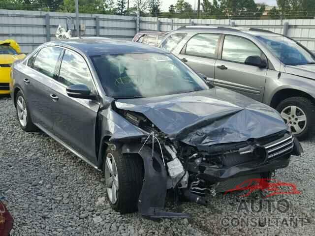 VOLKSWAGEN PASSAT 2015 - 1VWAS7A30FC117226