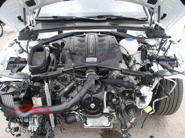 PORSCHE MACAN 2015 - WP1AB2A59FLB61876