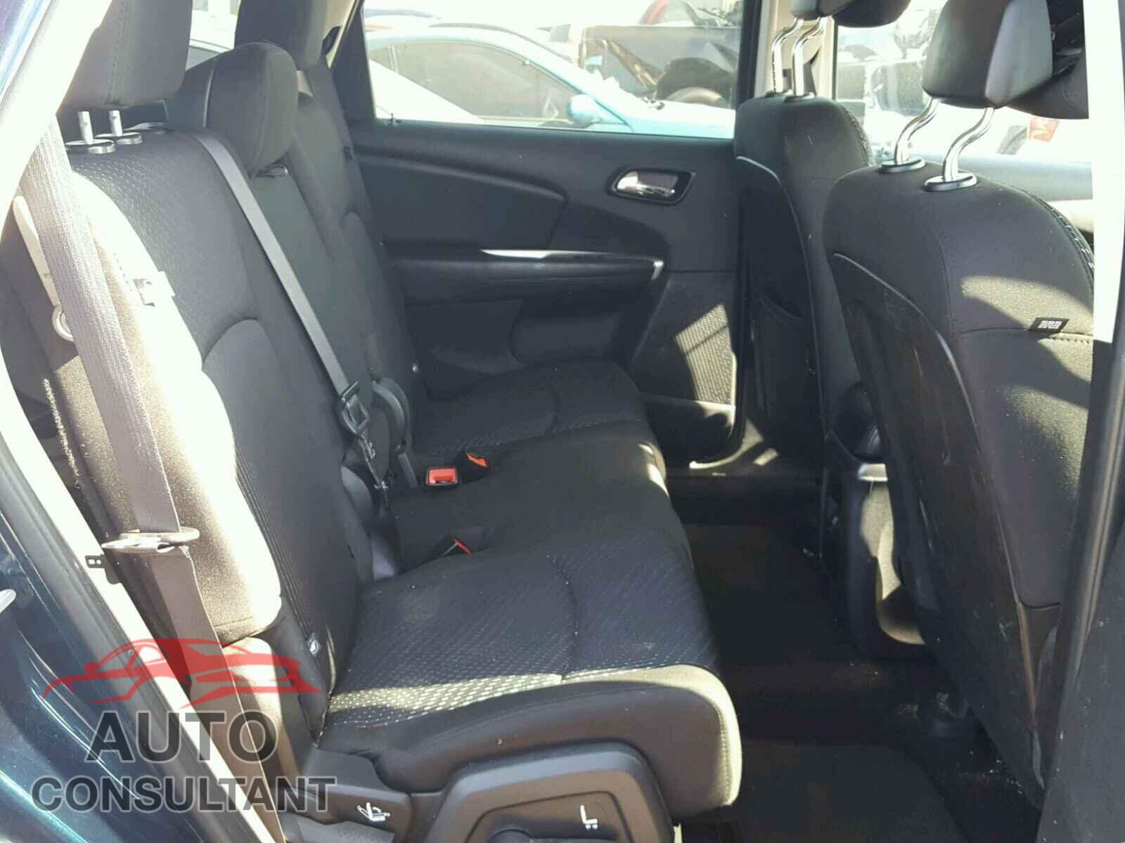 DODGE JOURNEY 2015 - 3C4PDCBB8FT710827