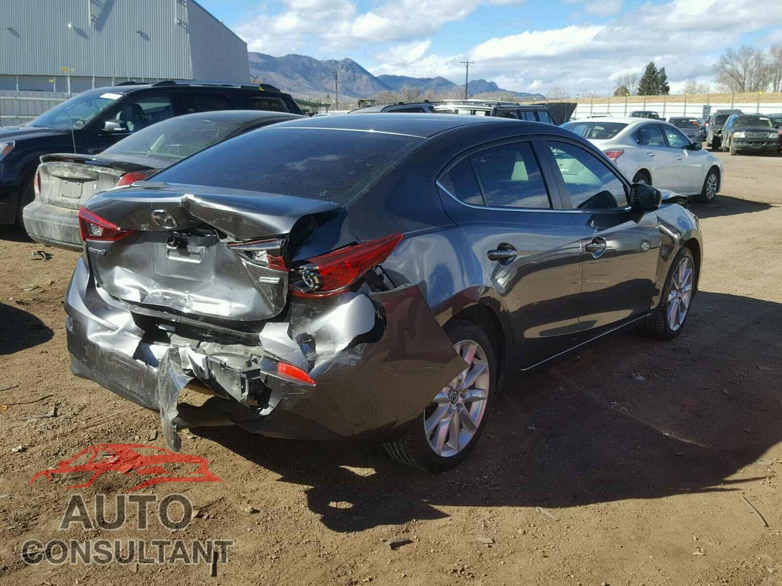 MAZDA 3 2017 - JM1BN1V74H1102039