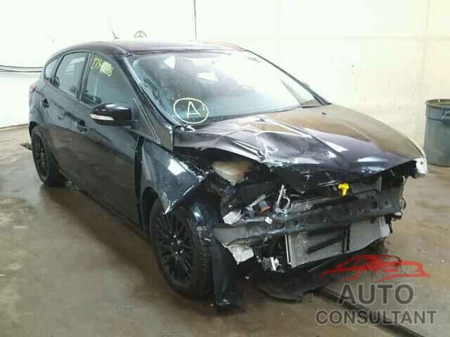 FORD FOCUS 2016 - 1FADP3K2XGL262829