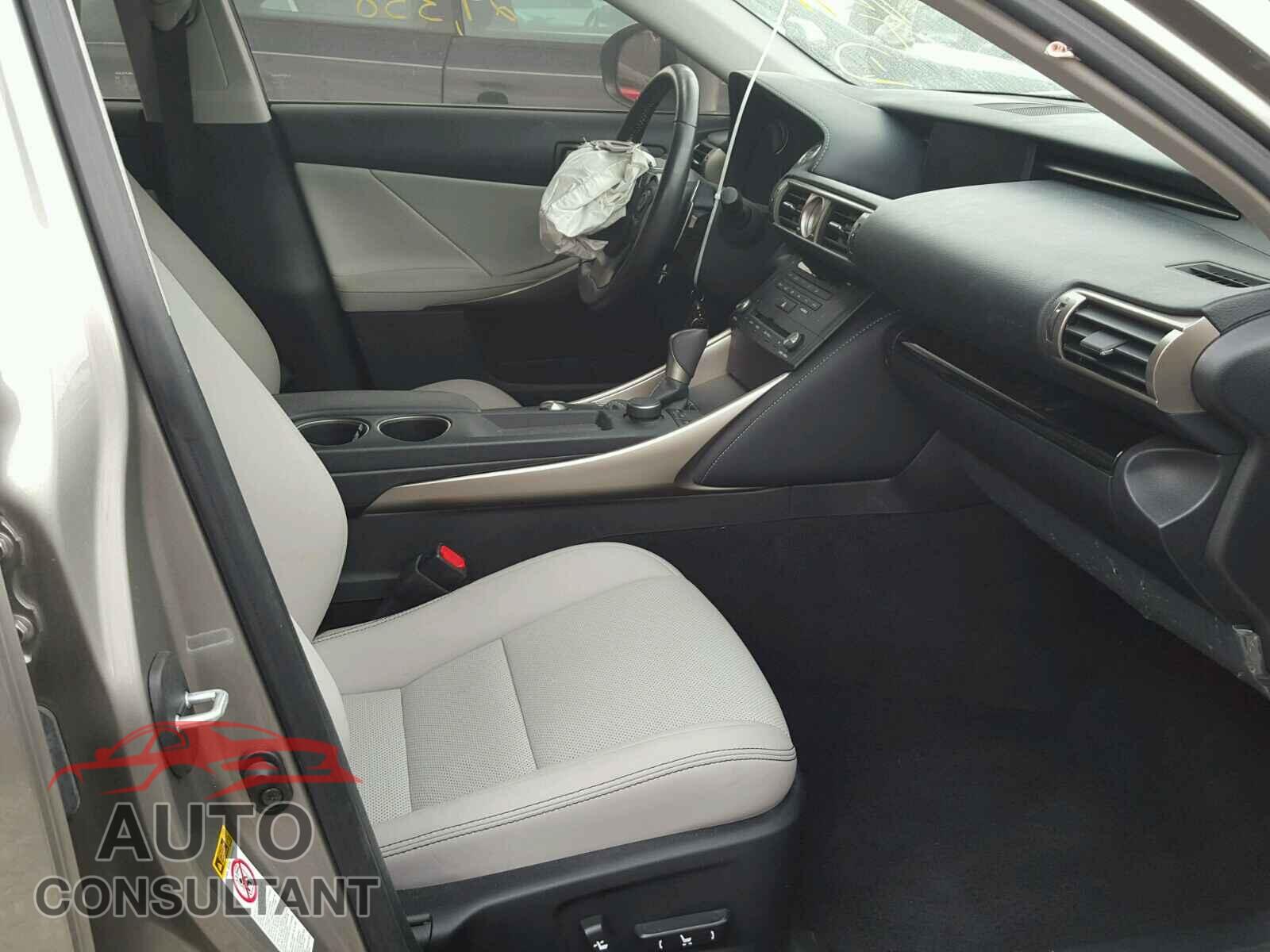 LEXUS IS250 2015 - JTHBF1D27F5077984