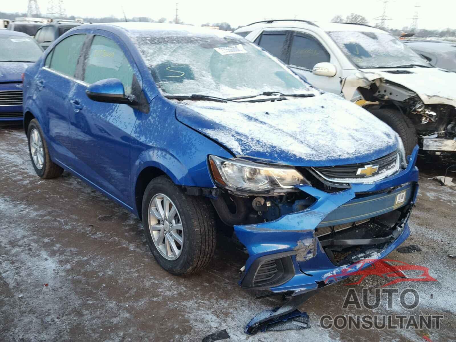 CHEVROLET SONIC 2017 - 1G1JD5SH4H4104660