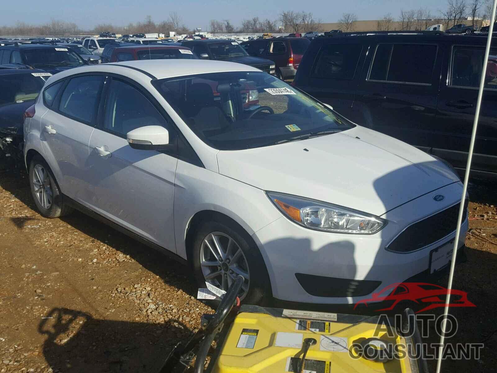 FORD FOCUS 2015 - 1FADP3K21FL282594