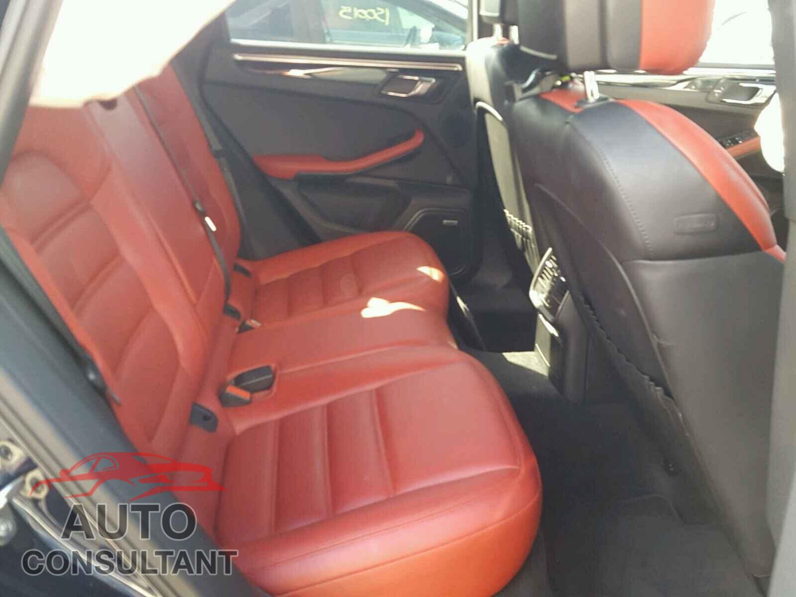 PORSCHE MACAN 2017 - WP1AB2A57HLB11593