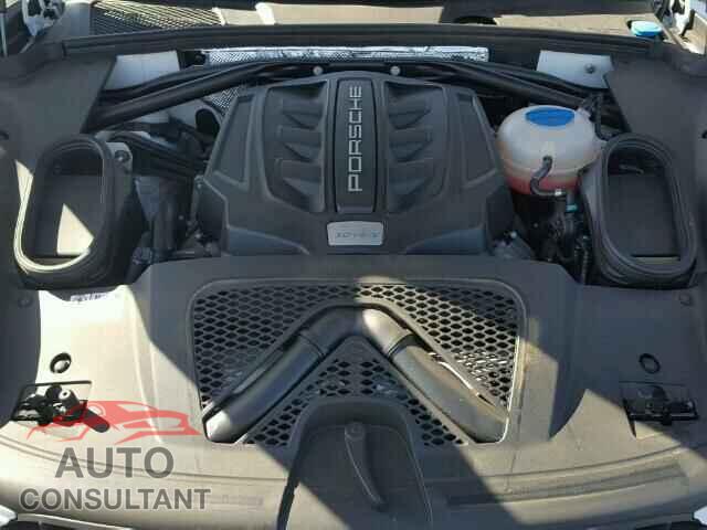 PORSCHE MACAN 2017 - WP1AB2A56HLB17482
