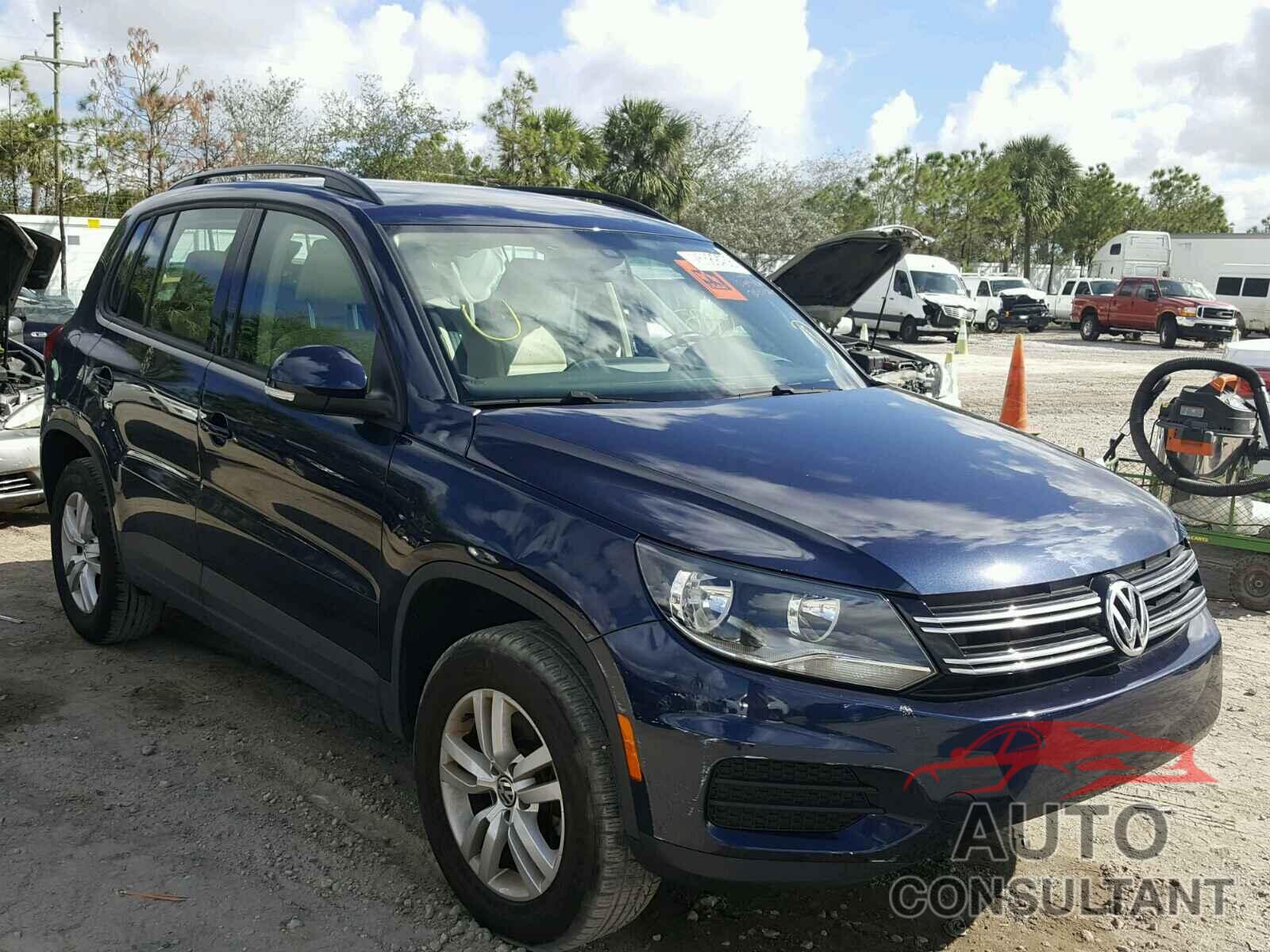 VOLKSWAGEN TIGUAN 2016 - WVGAV7AX9GW563724