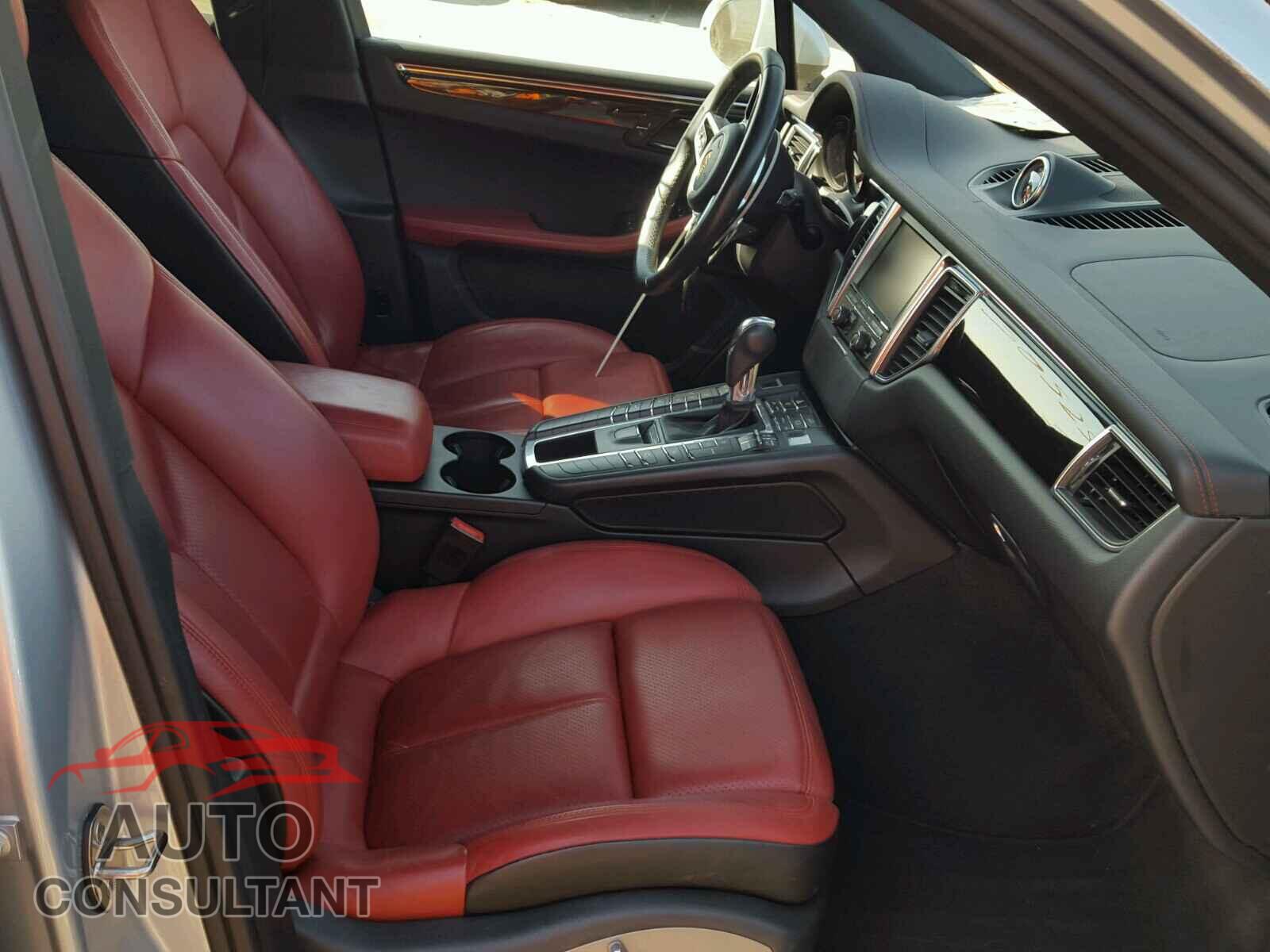 PORSCHE MACAN 2015 - WP1AB2A5XFLB69355