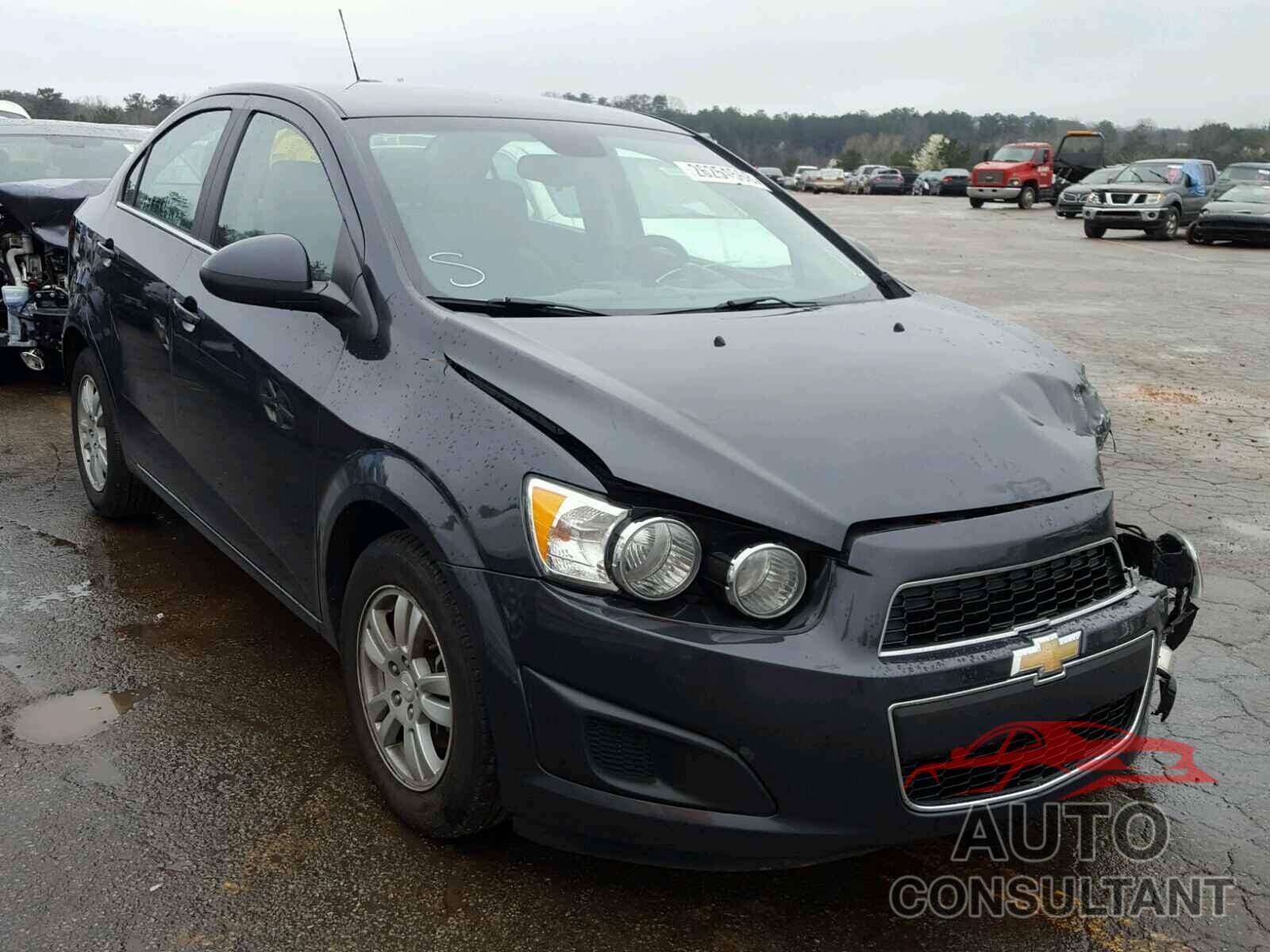 CHEVROLET SONIC 2015 - 1G1JC5SH9F4205287