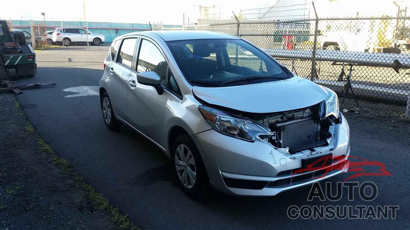NISSAN VERSA 2018 - 3N1CE2CPXJL357356
