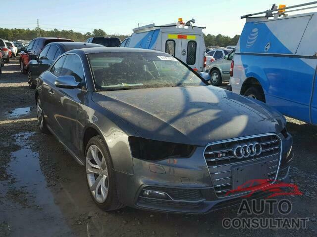 AUDI S5/RS5 2015 - WAUGGAFR3FA025593