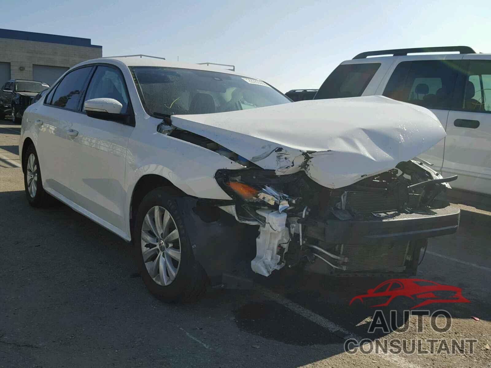VOLKSWAGEN PASSAT 2015 - 1VWAT7A36FC053836
