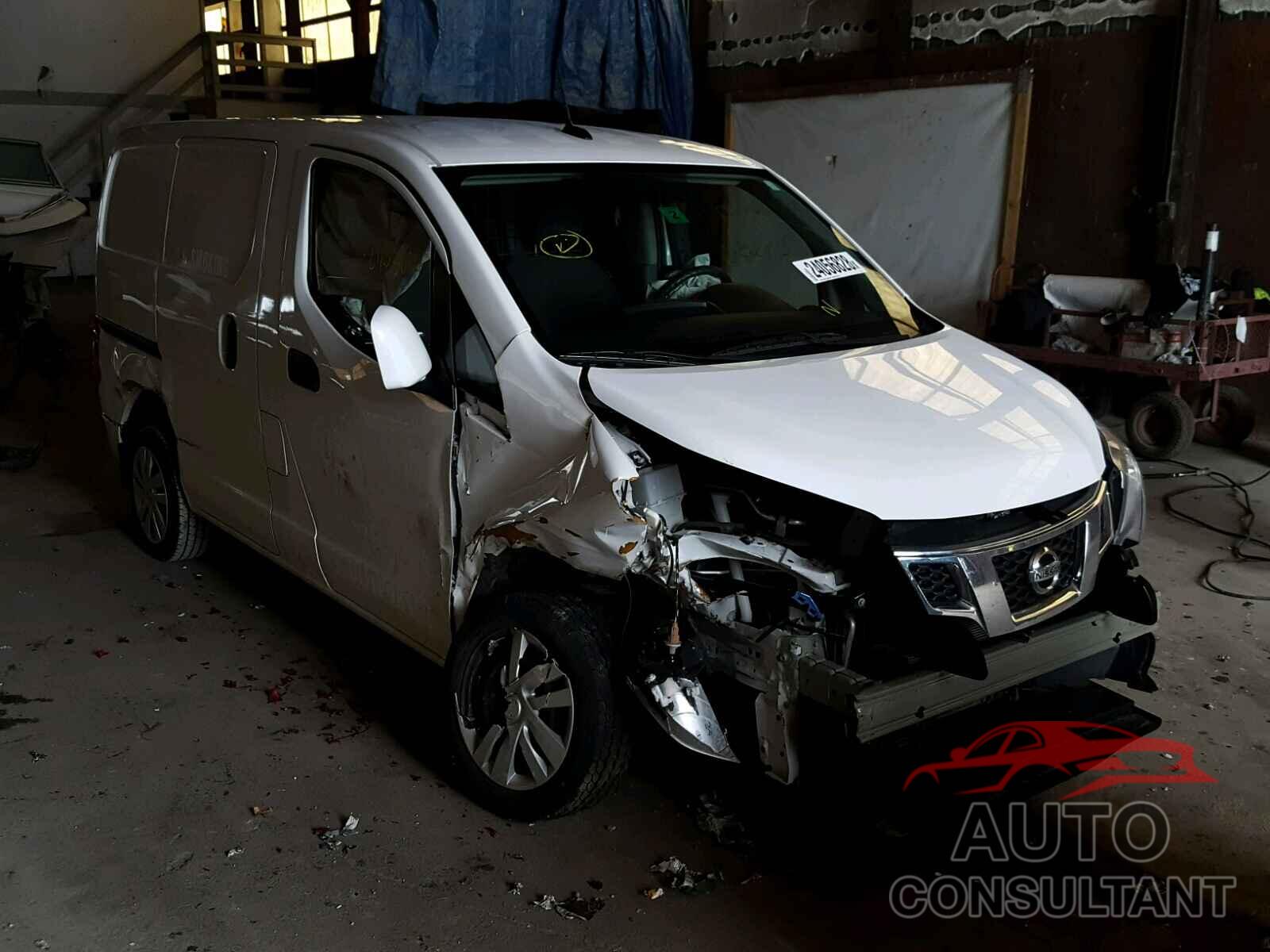 NISSAN NV 2015 - 3N6CM0KN1FK697719