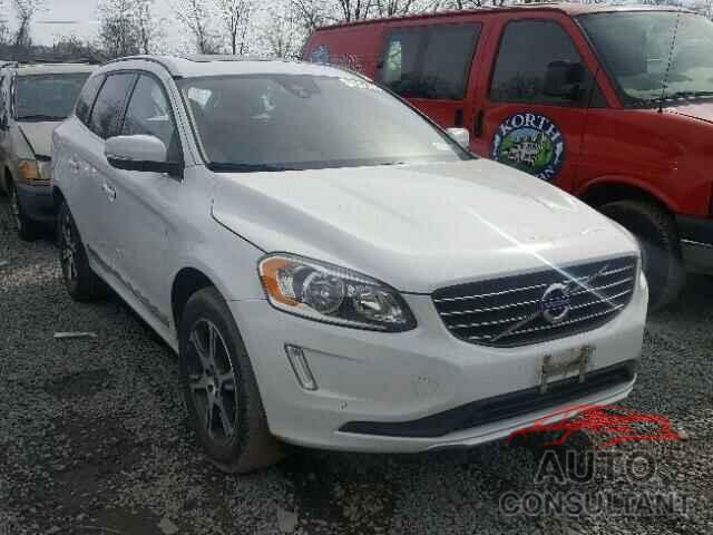 VOLVO XC60 2015 - YV4902RD9F2626438