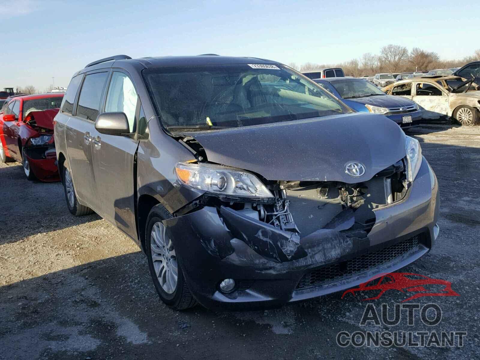 TOYOTA SIENNA 2017 - 5TDYZ3DC2HS866418