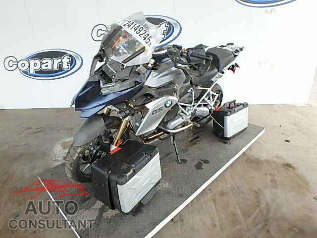 BMW MOTORCYCLE 2015 - WB10A1109FZ188360