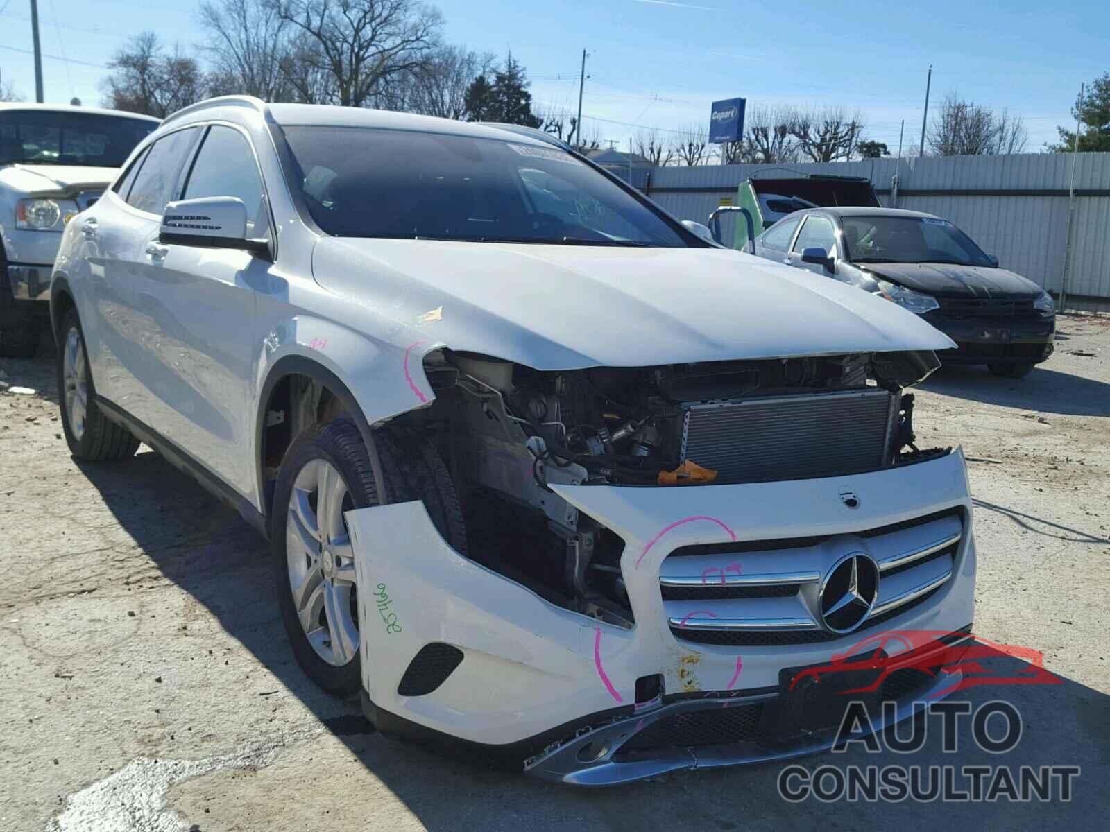 MERCEDES-BENZ GLA250 2016 - WDCTG4EB4GJ208651