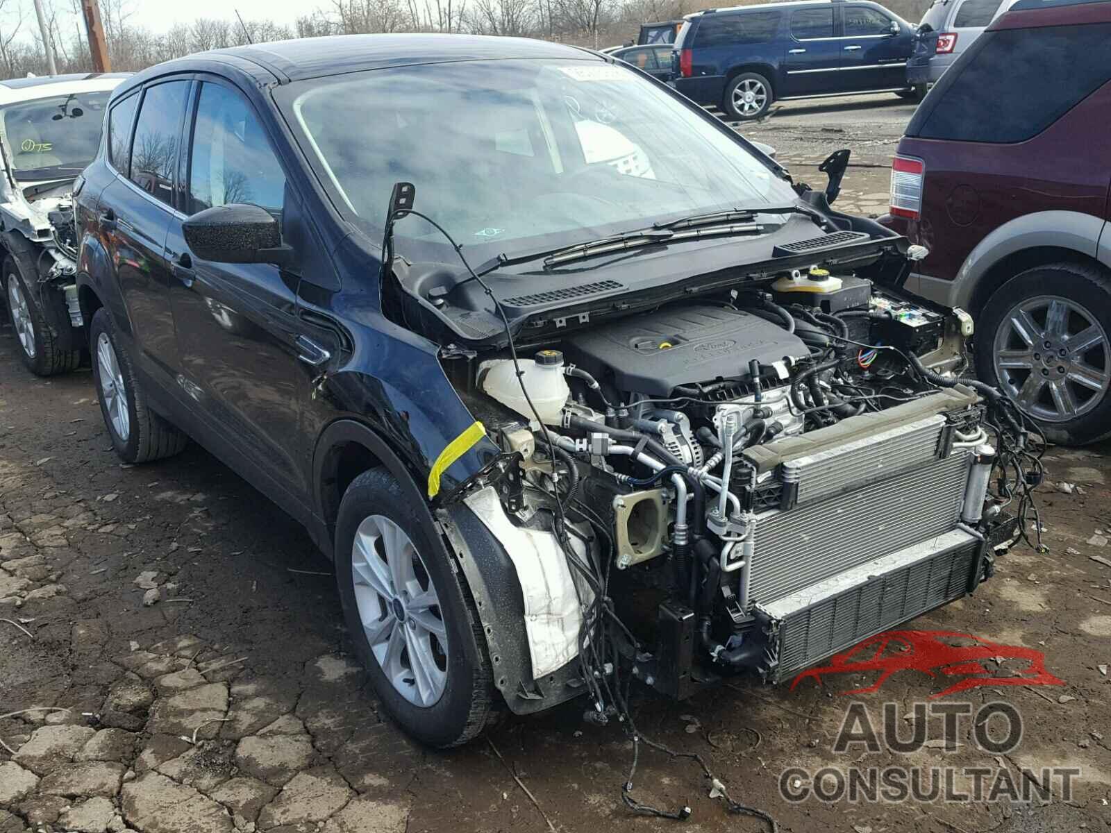 FORD ESCAPE 2017 - 1FMCU0GD0HUE91034