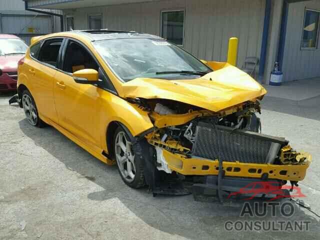 FORD FOCUS 2015 - 1FADP3L96FL339805