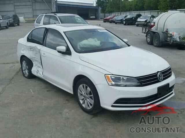 VOLKSWAGEN JETTA 2015 - 3VWD07AJ4FM356780