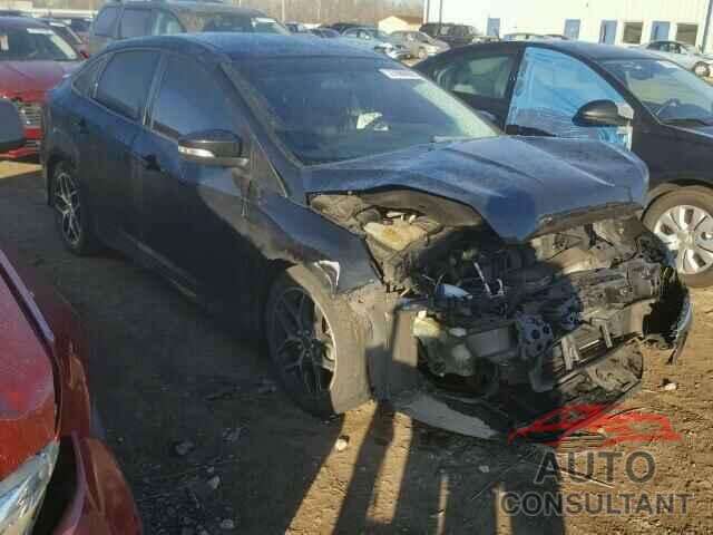 FORD FOCUS 2015 - 1FADP3F26FL217721