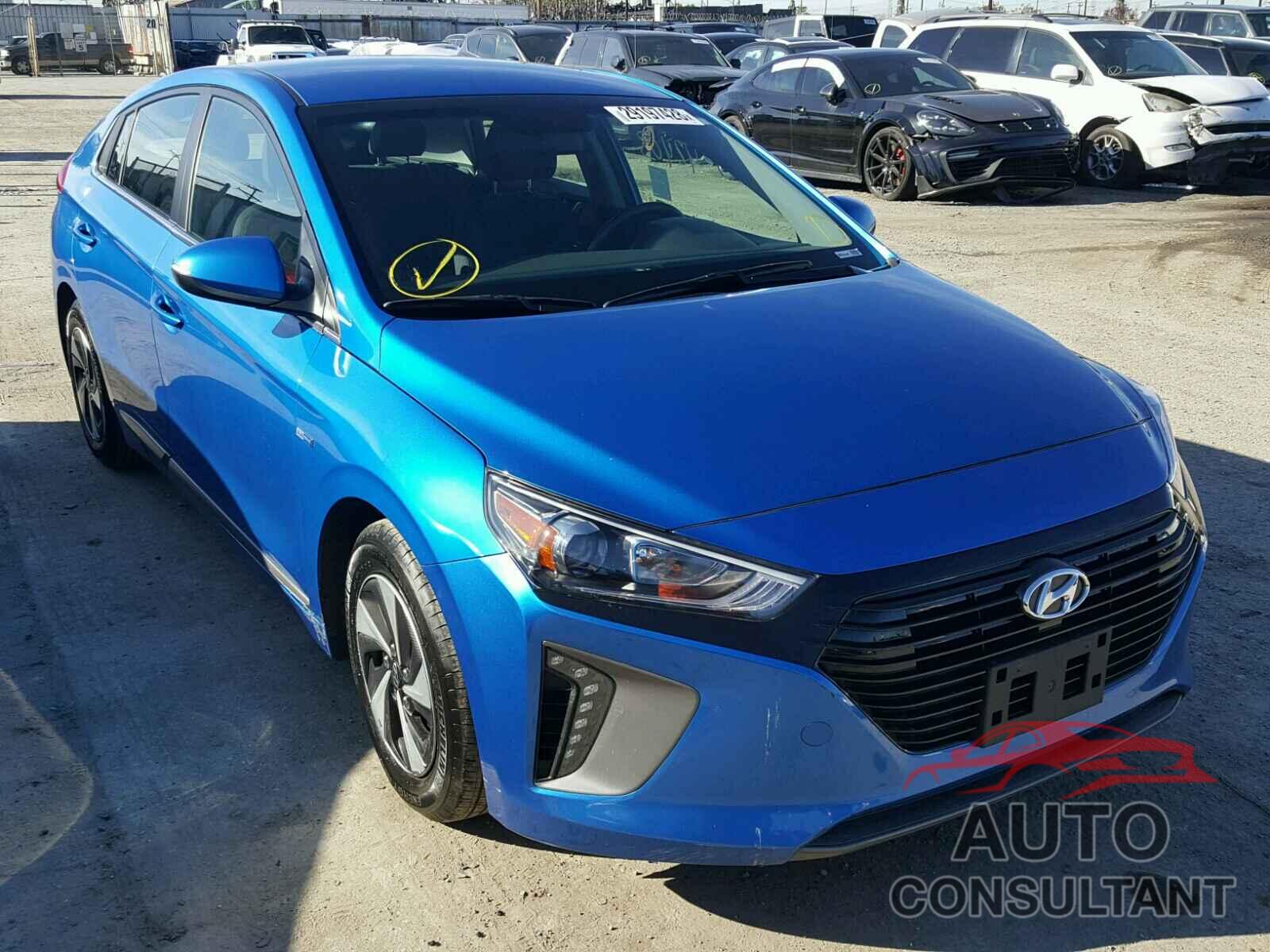 HYUNDAI IONIQ 2017 - KMHC75LC1HU021547