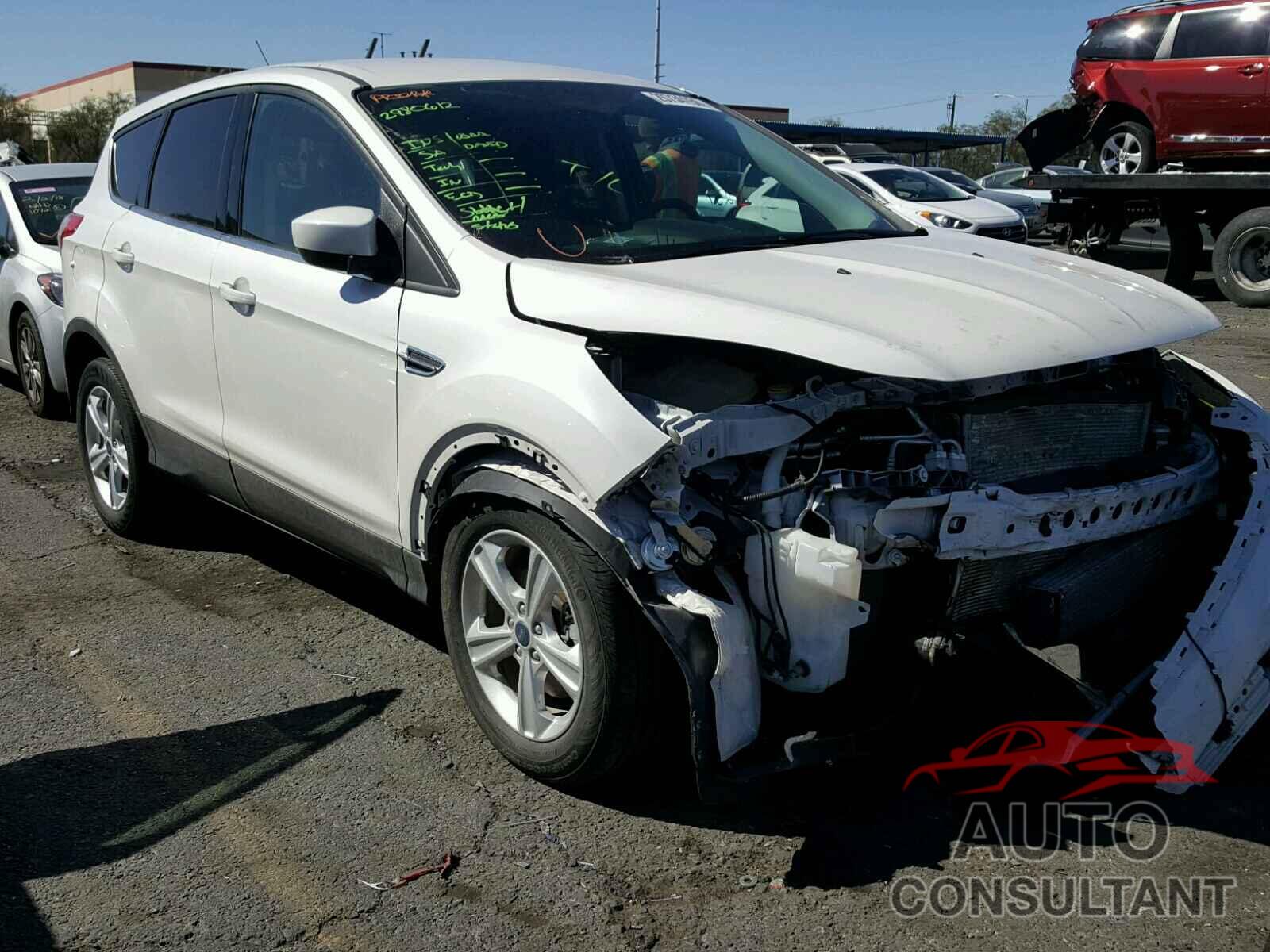 FORD ESCAPE 2015 - 1FMCU9G9XFUA40870