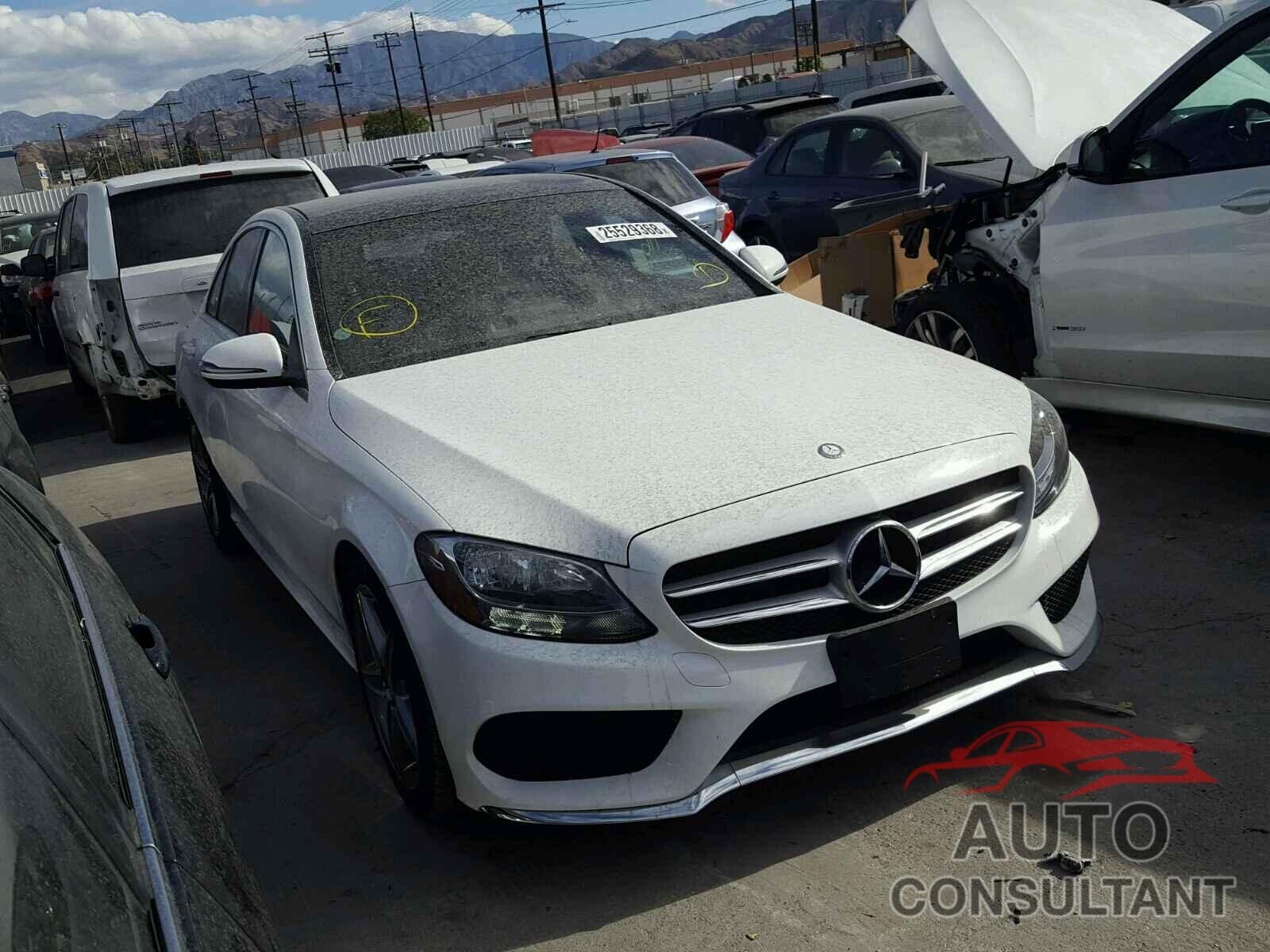 MERCEDES-BENZ C300 2017 - 55SWF4JB1HU189639