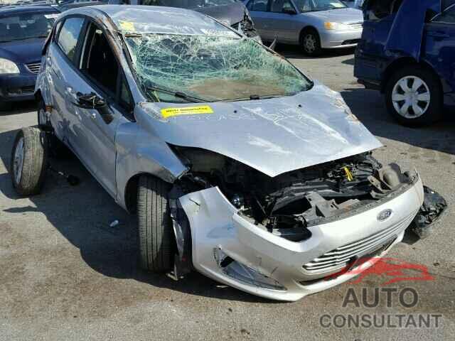 FORD FIESTA 2015 - 3FADP4EJ3FM164456