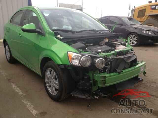 CHEVROLET SONIC 2015 - 1G1JC5SH5F4134203