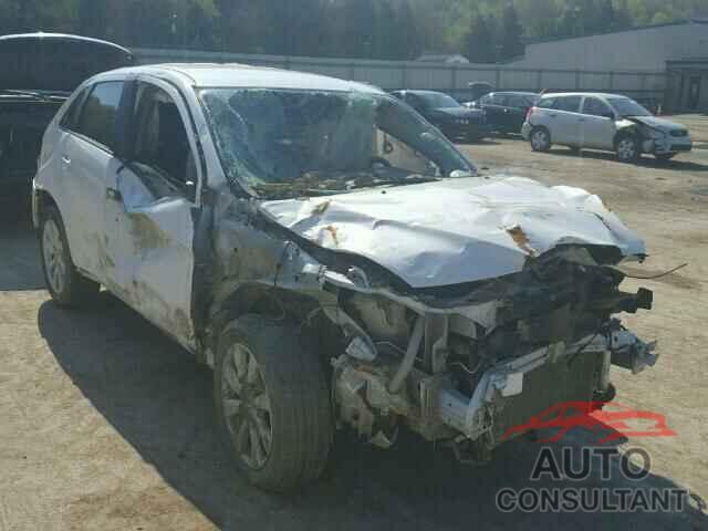 MITSUBISHI OUTLANDER 2015 - 4A4AP3AU3FE023957