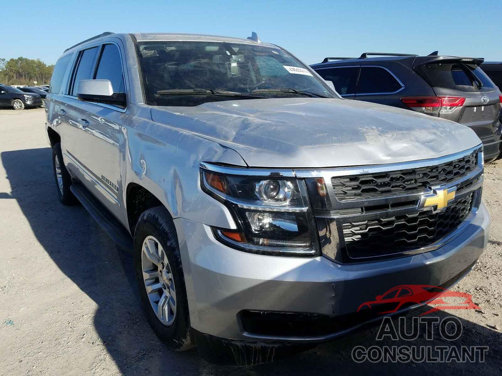 CHEVROLET SUBURBAN 2017 - 1GNSCHKC9HR381674