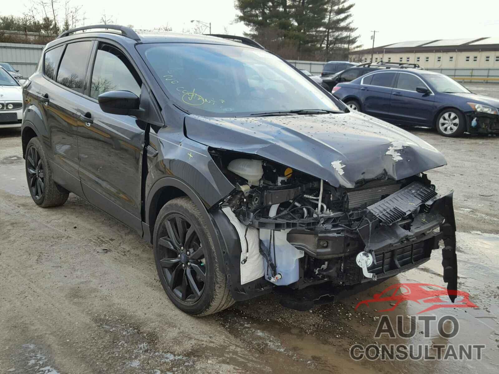 FORD ESCAPE 2017 - 1FMCU9GD9HUA87606