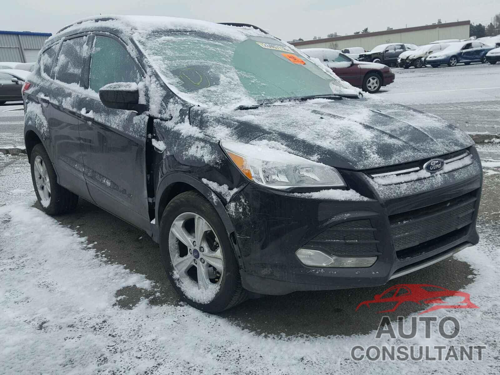 FORD ESCAPE 2015 - 1FMCU9GX7FUB31867