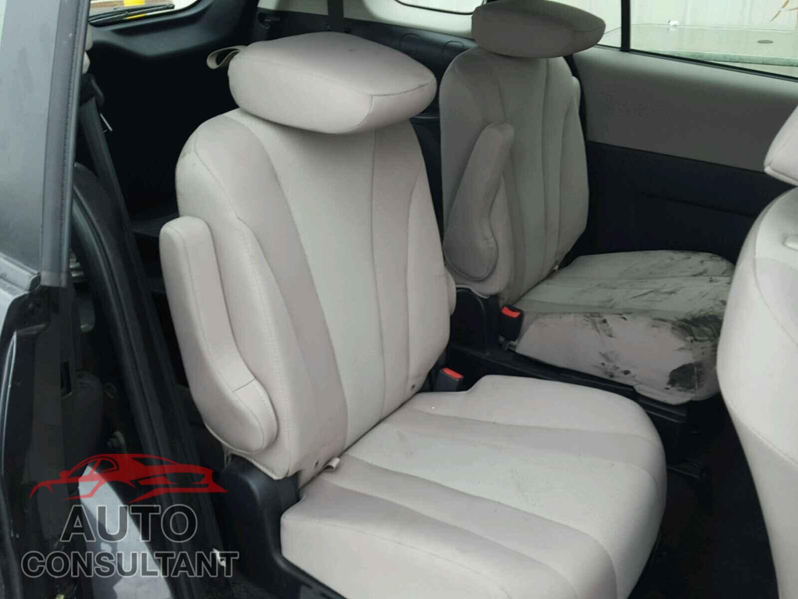MAZDA 5 2015 - JM1CW2BL4F0185273