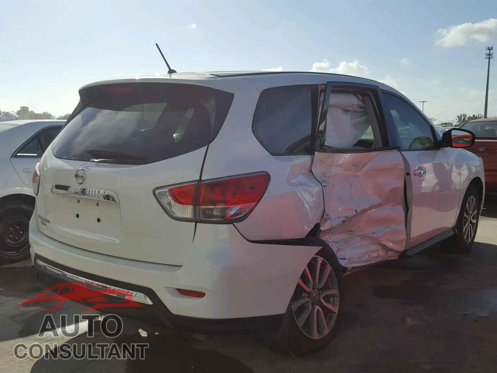 NISSAN PATHFINDER 2015 - 5N1AR2MN3FC615334