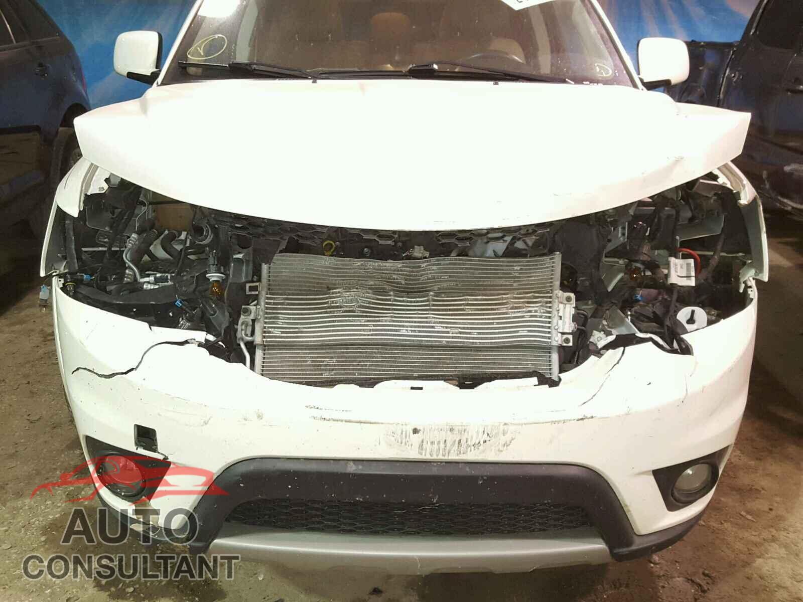 DODGE JOURNEY 2015 - 3C4PDCBG3FT582881