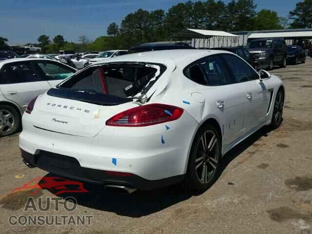 PORSCHE PANAMERA 2015 - WP0AA2A74FL002589