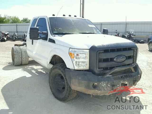 FORD F350 2015 - 1FD8X3HTXFEB43639