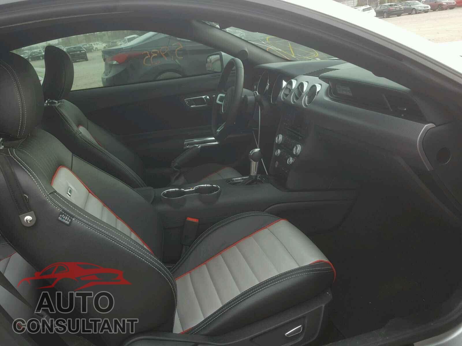 FORD MUSTANG 2017 - 1FA6P8CF8H5275690