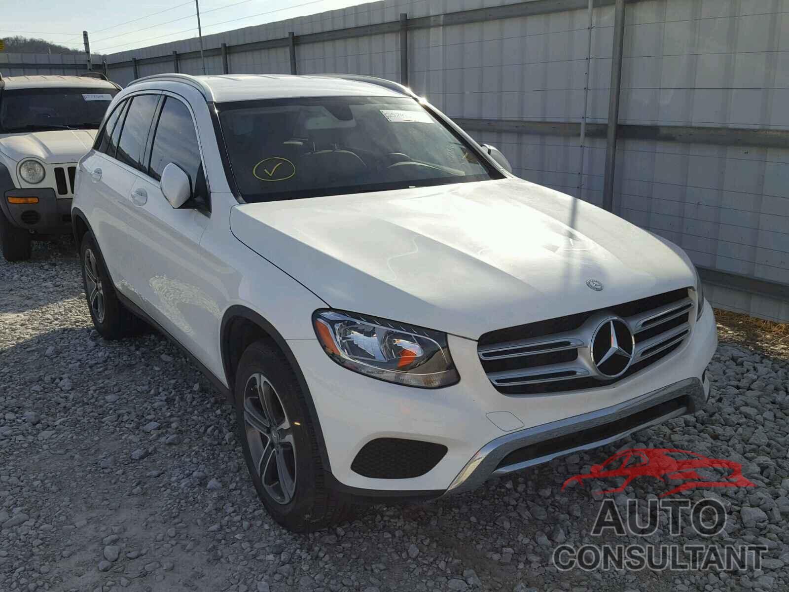 MERCEDES-BENZ GLC300 2016 - WDC0G4JB9GF029131