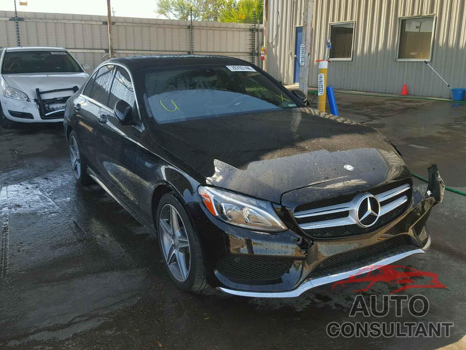 MERCEDES-BENZ C300 2015 - 55SWF4JBXFU073062