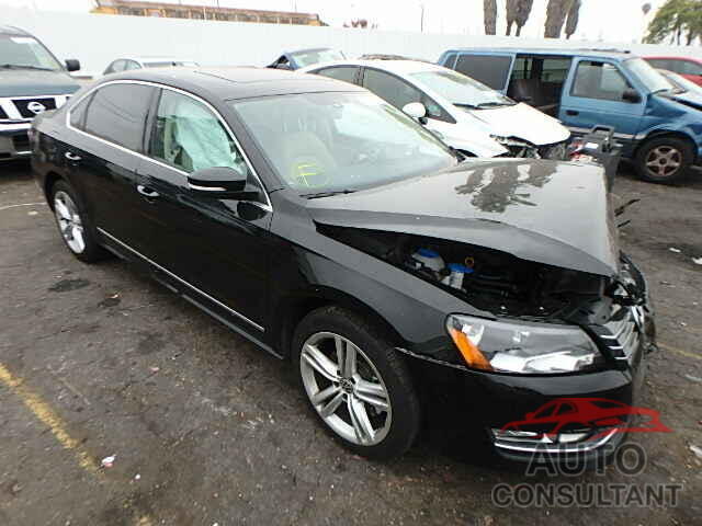 VOLKSWAGEN PASSAT 2015 - 1VWBT7A37FC045068