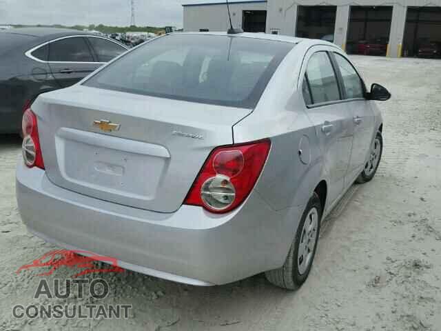 CHEVROLET SONIC 2016 - 1G1JA5SH2G4132836