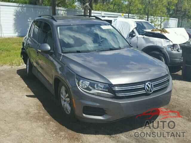 VOLKSWAGEN TIGUAN 2015 - WVGAV7AX5FW566084